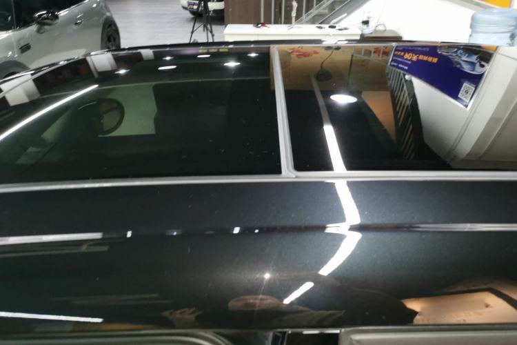 Used MINI MINI 2023 Updated 1.5T COOPER Artist Five-Door Edition
