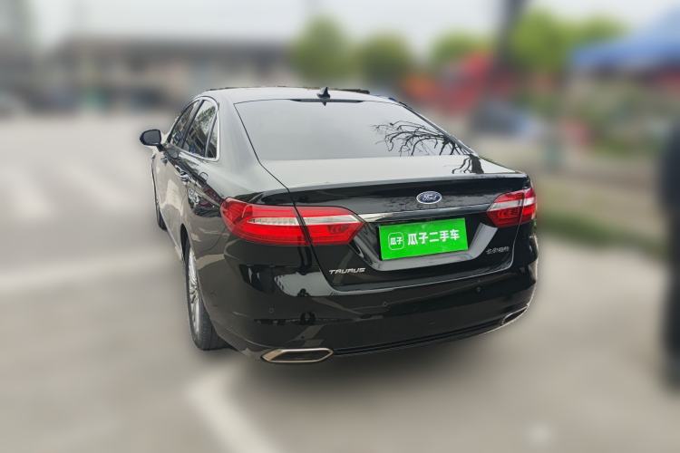 Used Ford Taurus 2015 EcoBoost 245 Luxury Model Rear Left 45 Deg