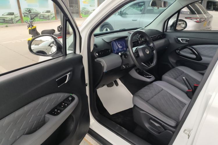 Used Leapmotor T03 2021 400 Comfort Edition Driver Seat