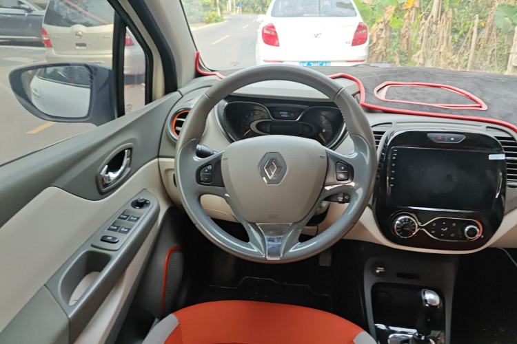 Used Renault Captur 2015 1.2T Automatic Comfort Edition
