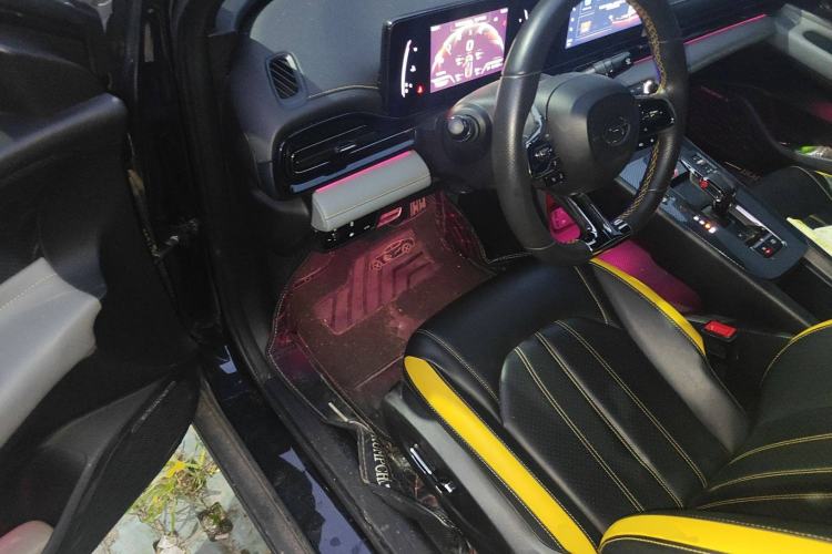 Used GAC Trumpchi EMPOW 2021 270T DCT J15 Version Driver Seat