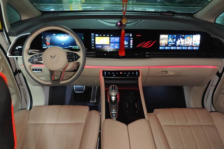 Used VOYAH Dream 2022 Low-Carbon Edition Plus Intelligent Driving Package Center Console