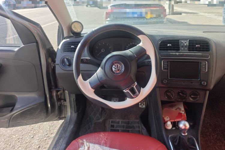 Used Volkswagen Polo 2011 1.4L Manual ZhiLe Edition Steering Wheel