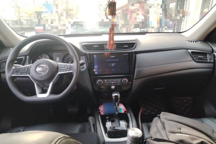 Used Nissan X-Trail 2017 2.0L CVT Comfort Edition 2WD Center Console