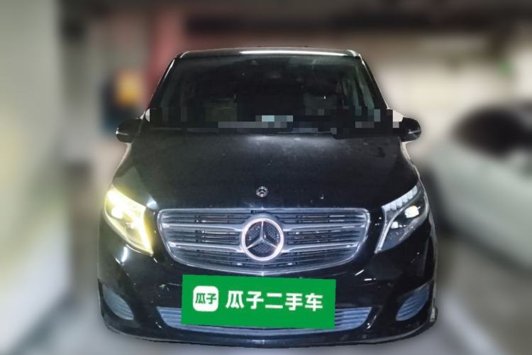 Used Mercedes-Benz V-Class 2017 V 260 Avantgarde Edition