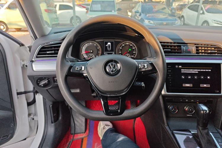 Used Volkswagen Lamando 2021 230TSI DSG Fashion Edition
