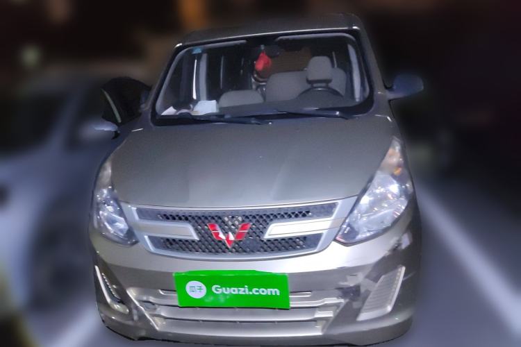 Used Wuling Rongguang V 2016 1.5L Standard Version
