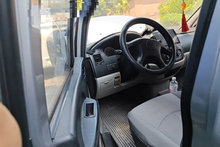 Used FORTHING Lingzhi 2015 M3 1.6L 7-Seater Luxury Model