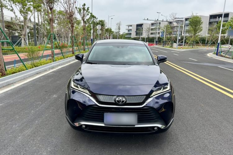 Used Toyota Harrier 2022 2.0L CVT Two-Wheel Drive Deluxe Edition
