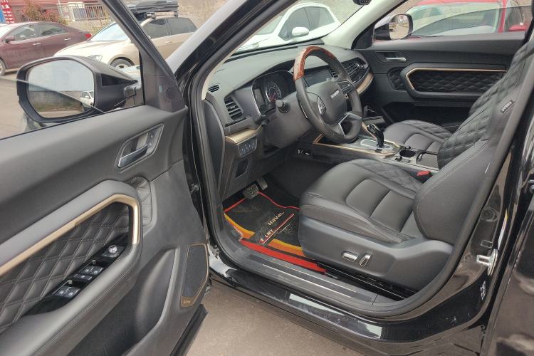 Used Haval H6 2020 1.5 GDIT Automatic Platinum Champion Edition Driver Seat