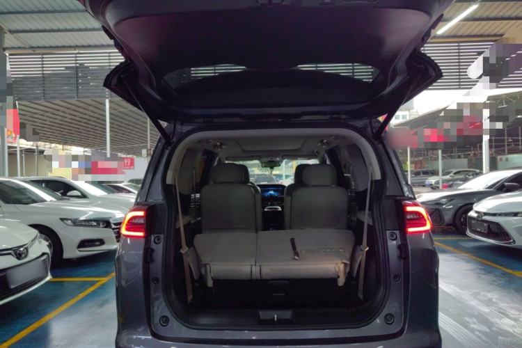 Used GAC Trumpchi M6 2021 270T DCT Prestige Edition (7 Seats) Trunk