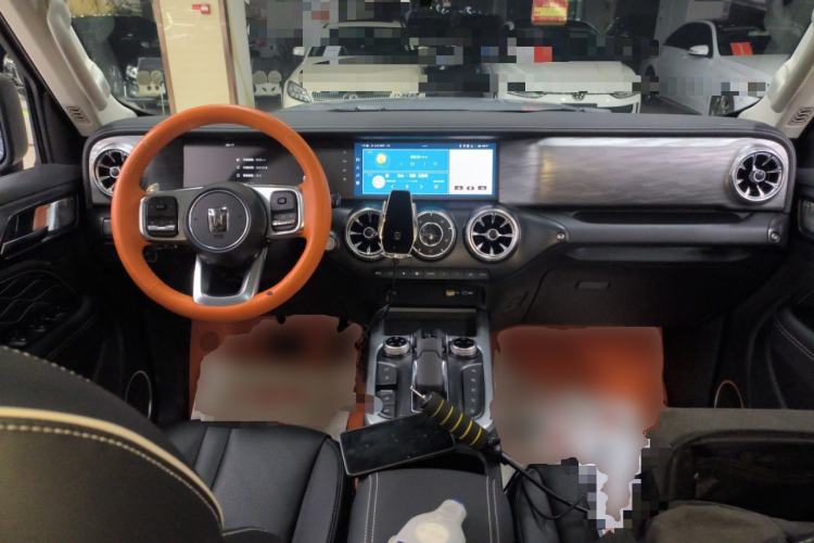 Used Tank 300 2023 Off-Road Edition 2.0T Conqueror Center Console