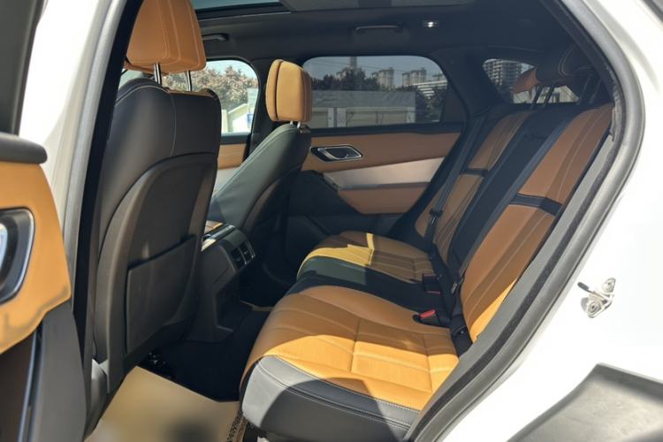 Used Land Rover Range Velar 2023 250 PS Ebony Black Limited Edition Interior 9