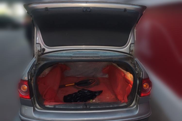 Used Volkswagen Polo 2009 Jingqu 1.6L Manual Elegant Edition
