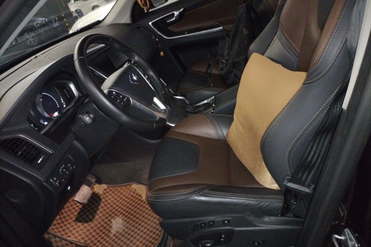 Used Volvo XC60 2017 T5 AWD Smart Range Edition Left Front Seat