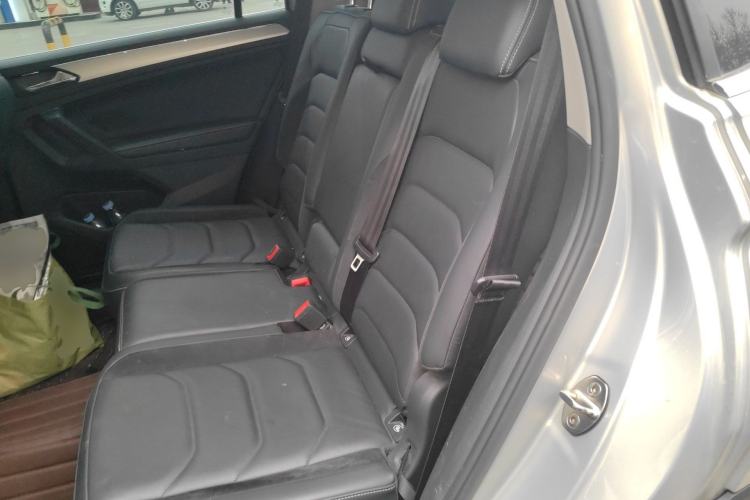 Used Volkswagen Tiguan L 2017 330TSI Automatic Two-Wheel Drive Luxury Edition
