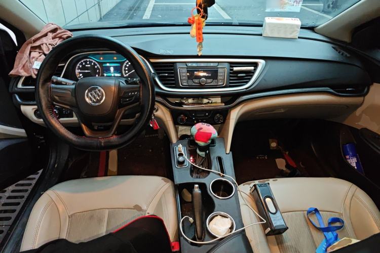 Used Buick GT 2015 15N Automatic Elite Version Center Console