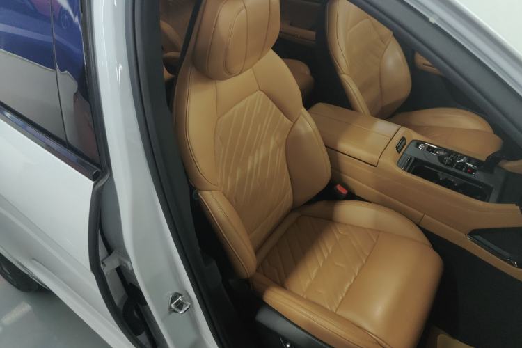 Used Lynk & Co 09 EM-P 2021 2.0T PHEV Halo Six-Seater
