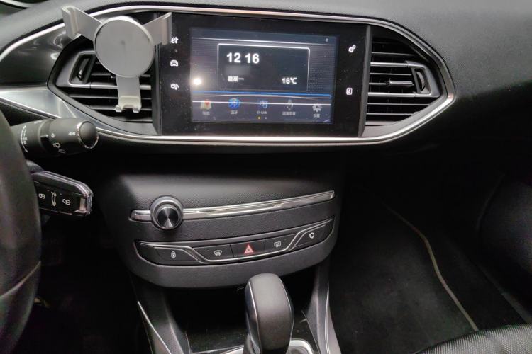 Used Peugeot 308S 2015 1.6T Automatic Jingchi Edition
