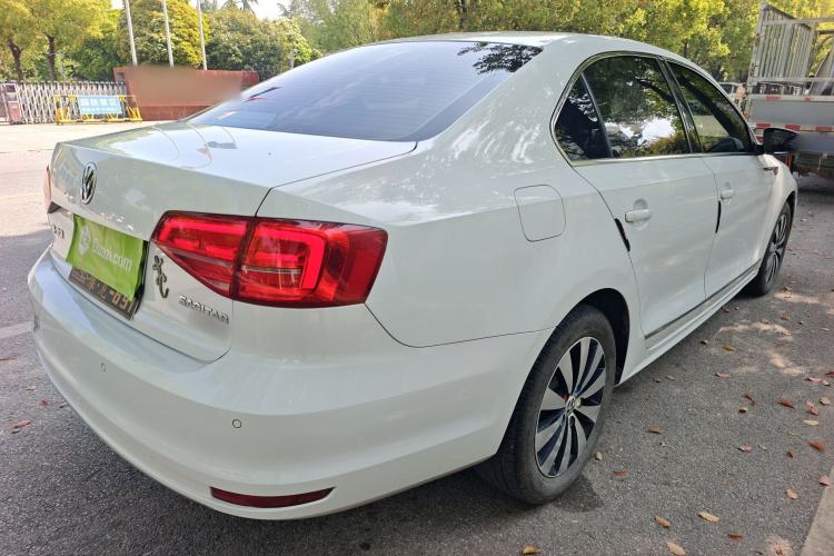 Used Volkswagen Sagitar 2018 1.6L Automatic Comfort Model Rear Right 45 Deg