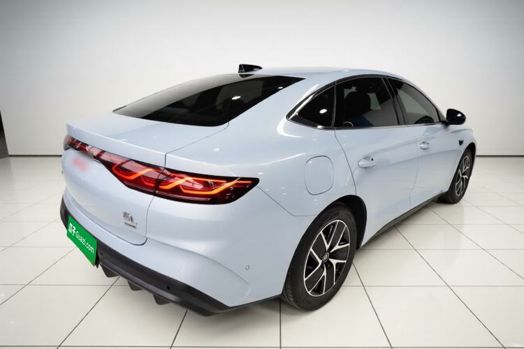 Used BYD Qin L 2025 DM-i Smart Drive 120KM Superior Model
