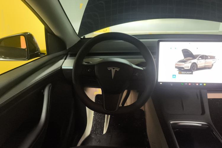 Used Tesla Model Y 2024 Rear-Wheel-Drive Version Steering Wheel