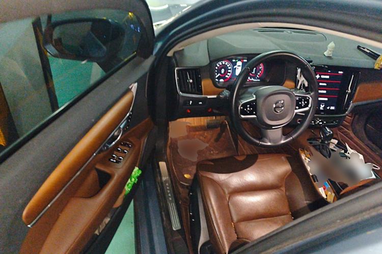 Used Volvo S90 2020 T5 Zhiyi Luxury Edition