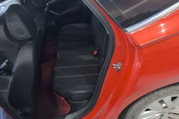 Used Volkswagen Lavida 2019 Hatchback 200TSI DSG Comfort Edition China VI Left Rear Seat