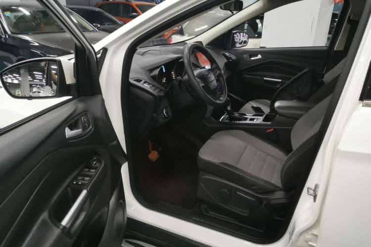 Used Ford Kuga 2017 EcoBoost 180 Two-Wheel-Drive Elite Trim