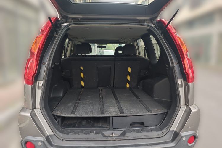 Used Nissan X-Trail 2010 2.5L CVT Luxury Edition 4WD