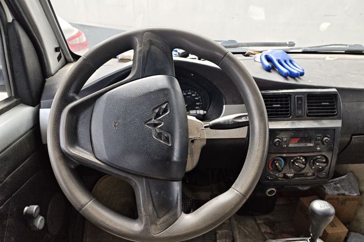 Used Wuling Rongguang 2011 1.2L Base Version