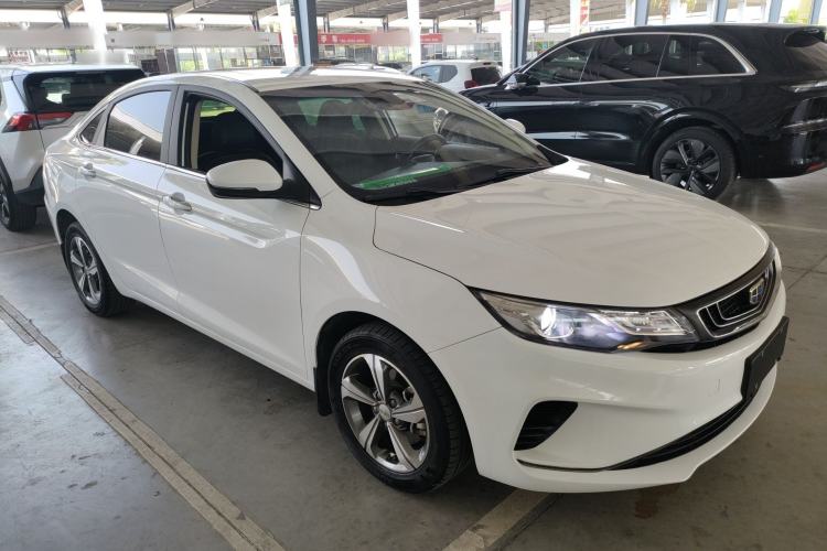 Used Geely Auto Emgrand GL 2018 1.8L Manual Elite Smart Connectivity Version Front Right 45 Deg