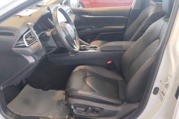 Used Toyota Camry 2023 2.5G Luxury Edition Left Front Seat