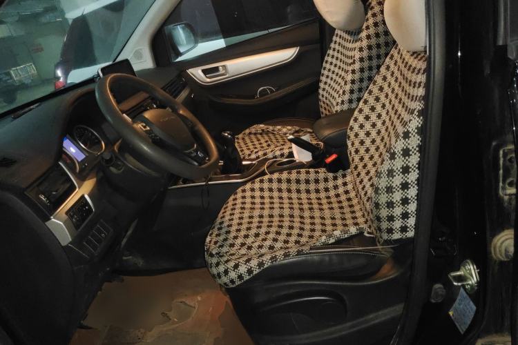 Used FORTHING SX6 2022 1.6L Manual Luxury Version