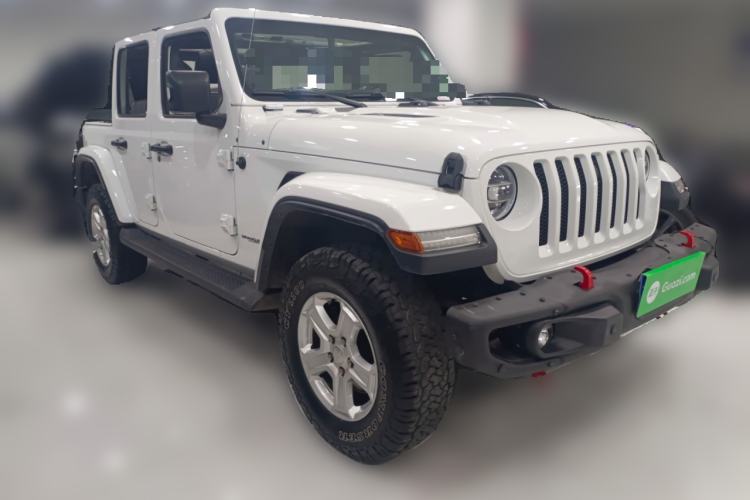 Used Jeep Wrangler 2019 2.0T Sahara Four-Door Brilliant Top Version China VI Emission Standard