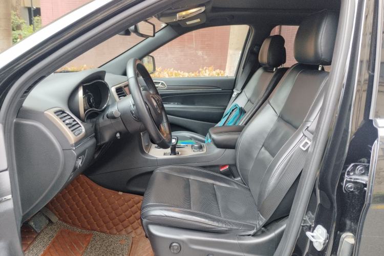 Used Jeep Grand Cherokee 2015 3.0TD Diesel Elite Navigation Edition
