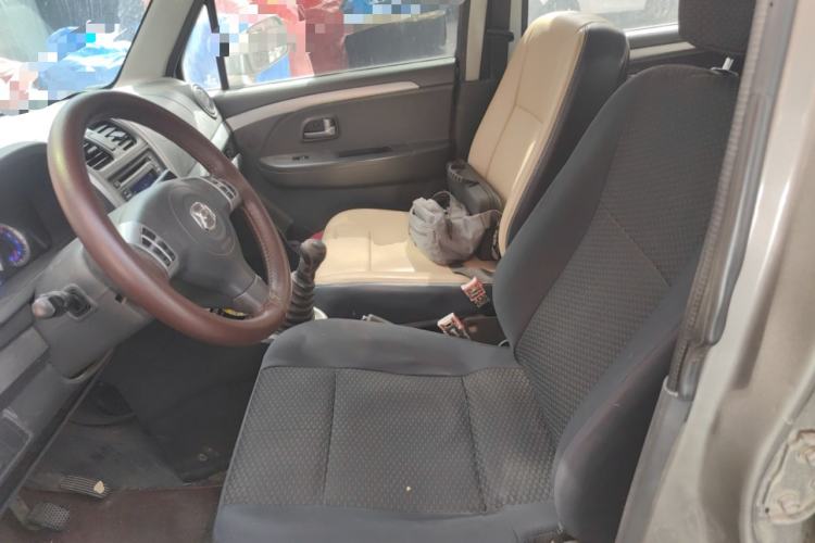 Used Suzuki Wagon R X5 2013 Revised Version 1.4L VVT Cruise Edition Left Front Seat