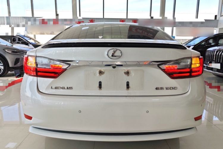 Used Lexus ES 2017 200 30th Anniversary Edition
