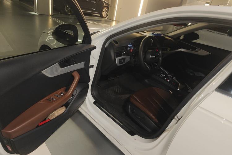 Used Audi A4L 2017 40 TFSI Fashion Model Driver Seat