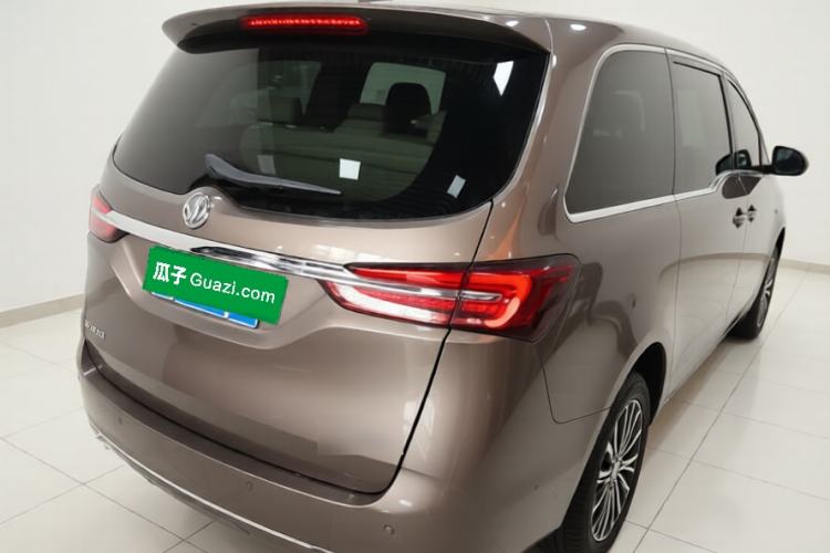 Used Buick GL8 2021 Land Cruiser Executive Class 652T Luxury Model Rear Right 45 Deg