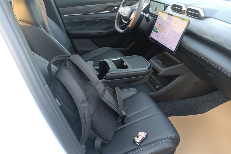 Used Dongfeng Aeolus L7 New Energy 2025 518 Comfort Edition Right Front Seat