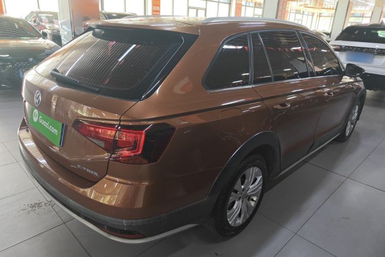 Used Volkswagen C-TREK 2017 1.6L Automatic Comfort Model Rear Right 45 Deg