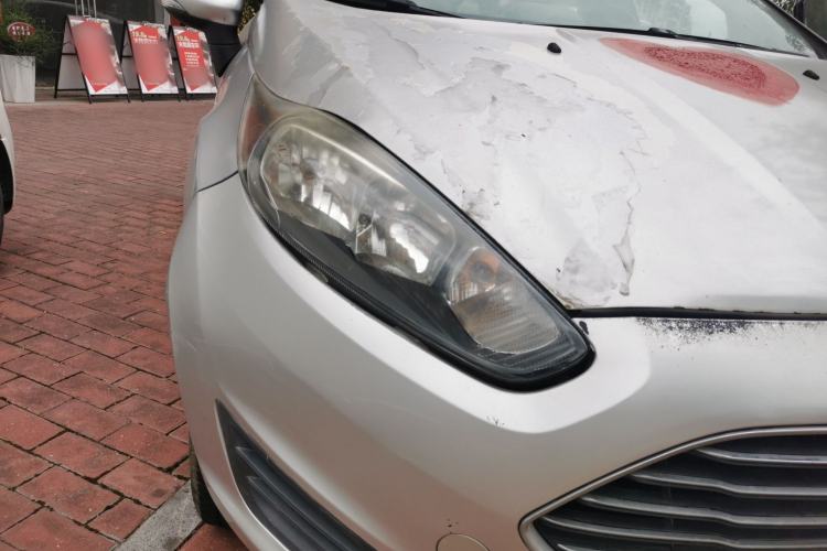 Used Ford Fiesta 2013 Sedan 1.5L Manual Fashion Edition Right Front Headlight