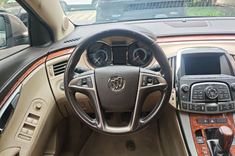 Used Buick LaCrosse 2011 2.4L SIDI Haoya Edition Steering Wheel