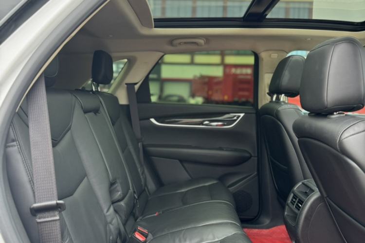 Used Cadillac XT5 2018 25T Luxury Model