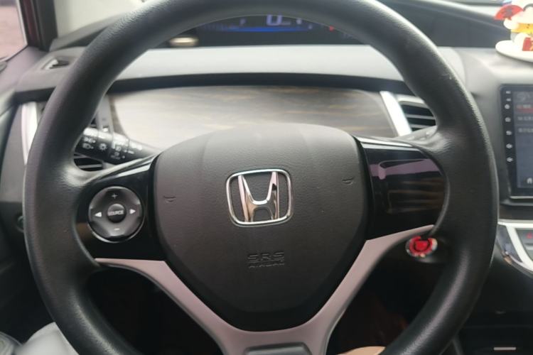 Used Honda Jade 2017 1.8L automatic Comfort version 5 seats