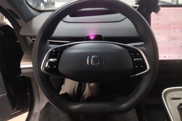 Used CHANGAN NEVO A07 2024 All-Electric "True Fragrance" Edition 515 Luxurious Model 58.9 kWh Steering Wheel