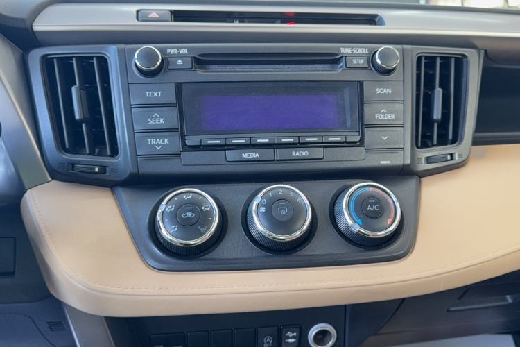 Used Toyota RAV4 2016 2.0L CVT Two-Wheel Drive Urban Edition China V Standard