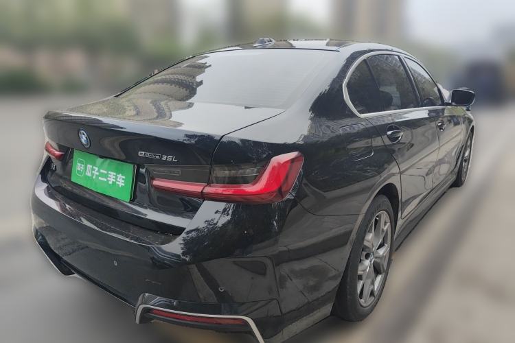 Used BMW i3 2022 eDrive 35 L Exterior 5