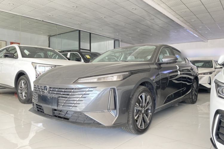 Used CHANGAN Eado 2025 Blue Whale 1.5T 500Bar Prestige Model